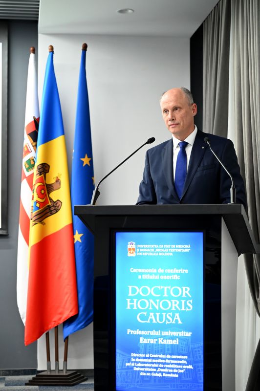 Doctor Honoris Causa Earar Kamel